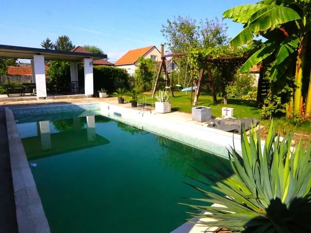 Eladó ház Vecsés, Halmitelep 200 nm