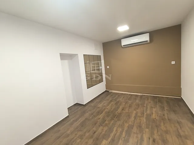 Kiadó kereskedelmi és ipari ingatlan Budapest IX. kerület 13 nm