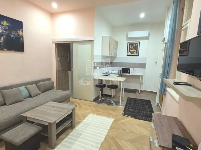 Eladó lakás Budapest V. kerület 28 nm