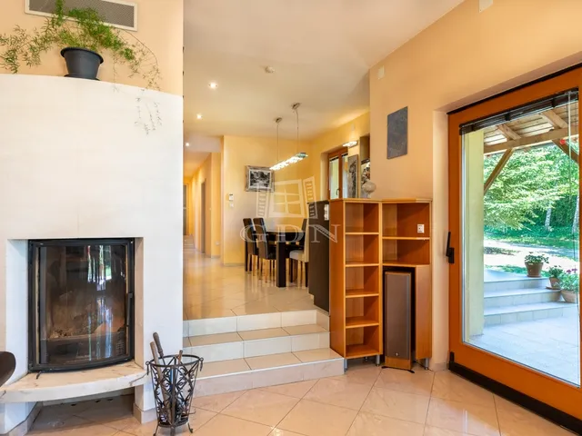 Eladó ház Tárnok 360 nm