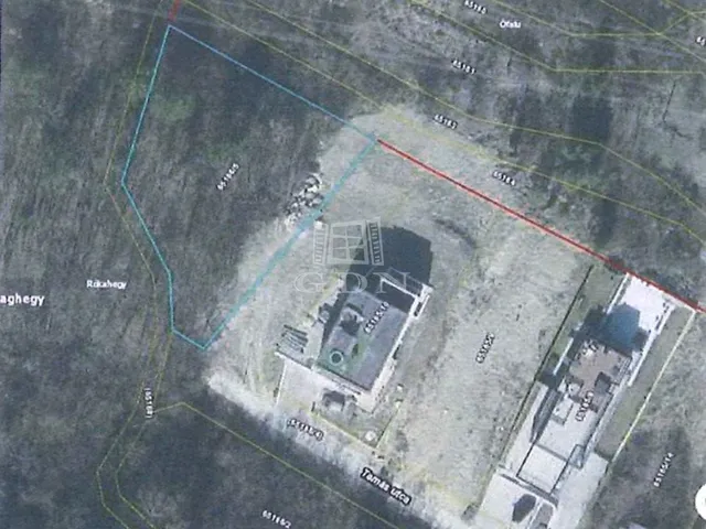 Eladó telek Budapest III. kerület 1294 nm