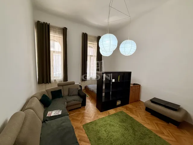 Eladó lakás Budapest VI. kerület 71 nm