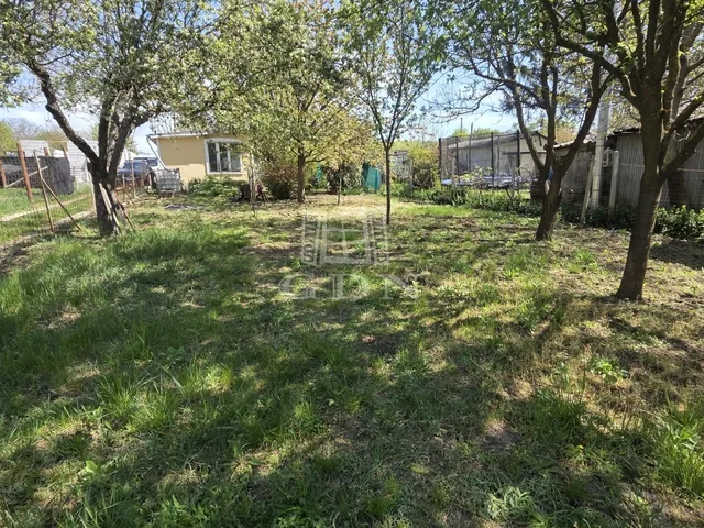 Eladó telek Biatorbágy 832 nm