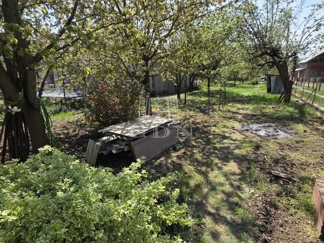 Eladó telek Biatorbágy 832 nm