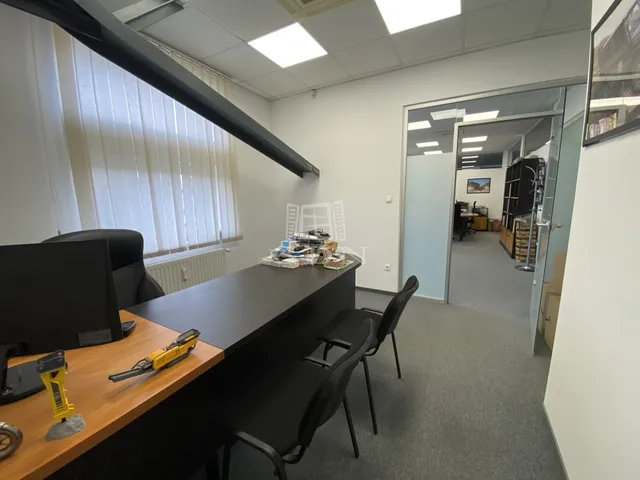 Eladó kereskedelmi és ipari ingatlan Budapest XI. kerület, Albertfalva 96 nm