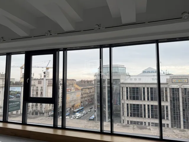 Eladó lakás Budapest V. kerület 102 nm