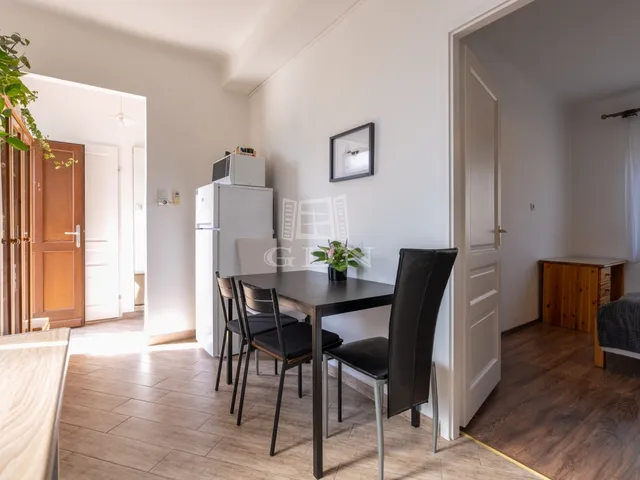 Eladó lakás Budapest VI. kerület 44 nm
