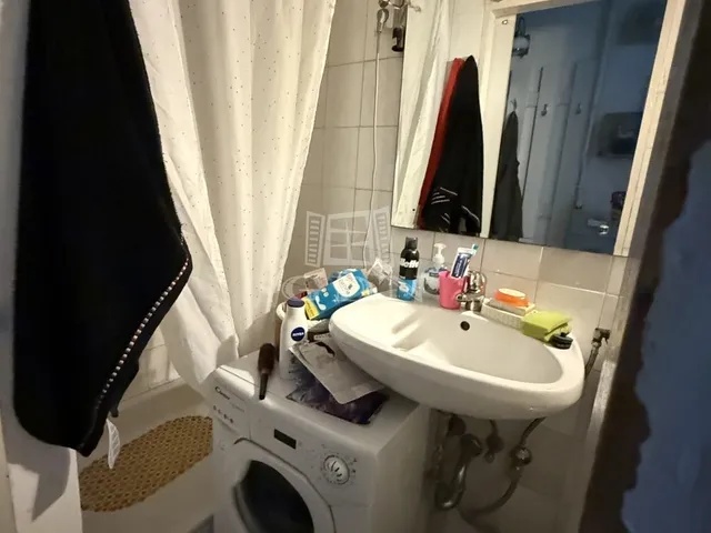 Eladó lakás Budapest VI. kerület 24 nm