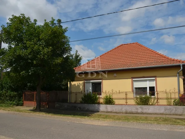 Eladó ház Taktaharkány 117 nm