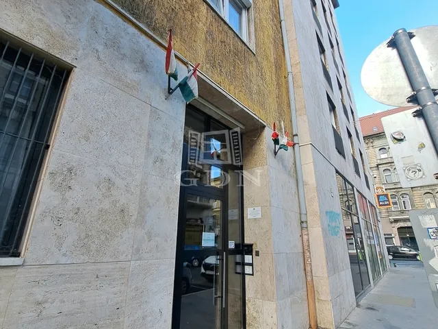 Eladó lakás Budapest VIII. kerület 97 nm