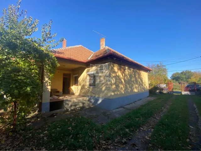 Eladó ház Hatvan, Újhatvan 187 nm