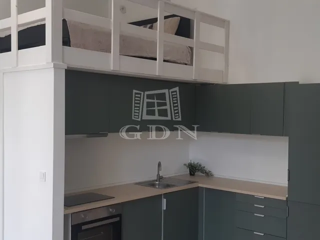 Eladó lakás Budapest VII. kerület 140 nm