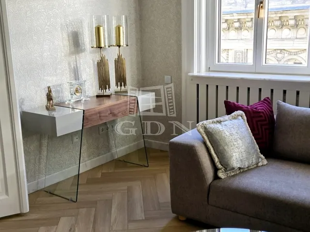 Eladó lakás Budapest V. kerület, Belváros 80 nm