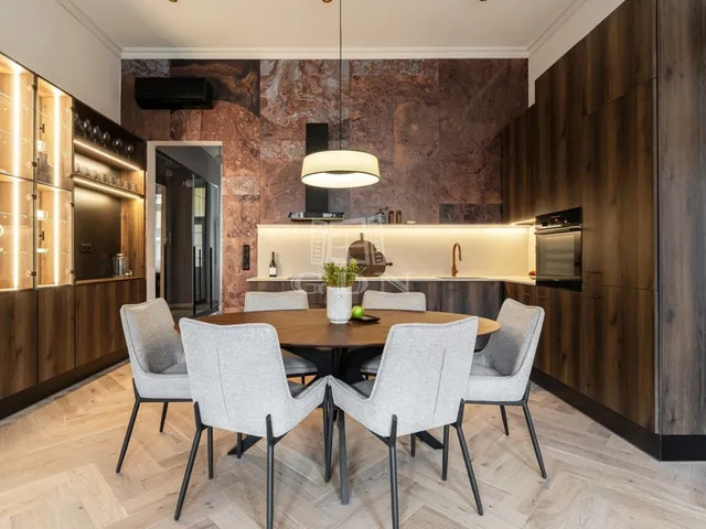 Eladó lakás Budapest I. kerület 87 nm