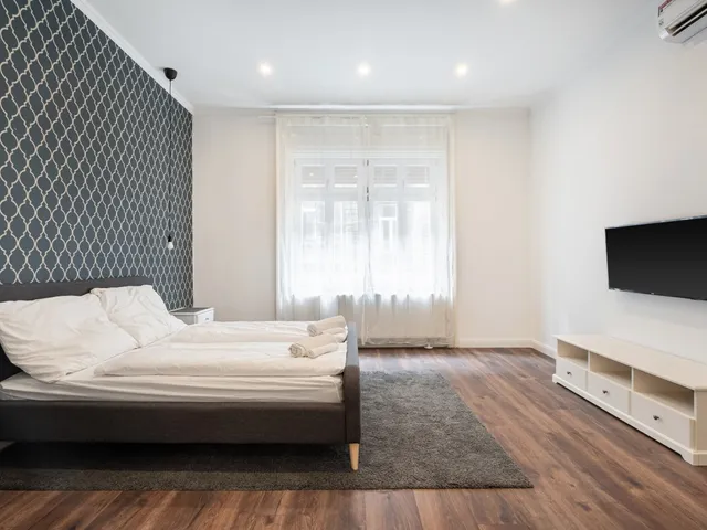 Eladó lakás Budapest VI. kerület 114 nm