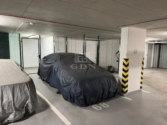 Eladó garázs Budapest XIII. kerület, Lőportárdűlő 10 nm