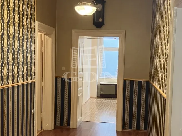 Eladó lakás Budapest VI. kerület 83 nm