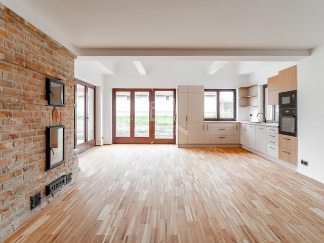 Eladó ház Káptalantóti 180 nm