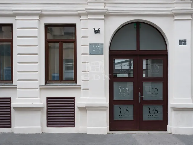 Eladó kereskedelmi és ipari ingatlan Budapest VI. kerület 567 nm