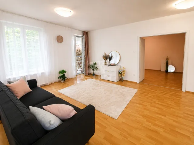 Eladó lakás Budapest VI. kerület 67 nm