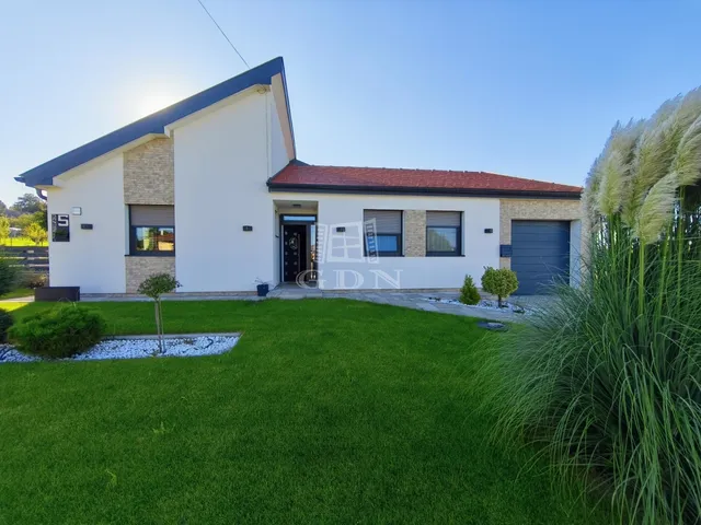 Eladó ház Boncodfölde 219 nm