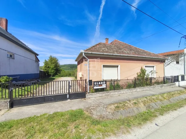 Eladó ház Kisbucsa 88 nm