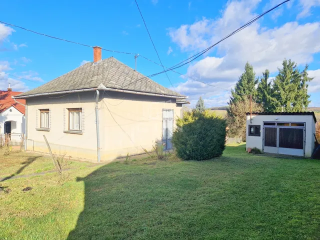 Eladó ház Kustánszeg 67 nm