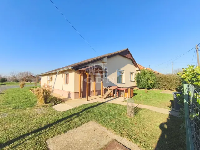 Eladó ház Petrikeresztúr 101 nm