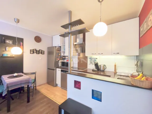 Eladó lakás Zalaegerszeg, Landorhegy 42 nm