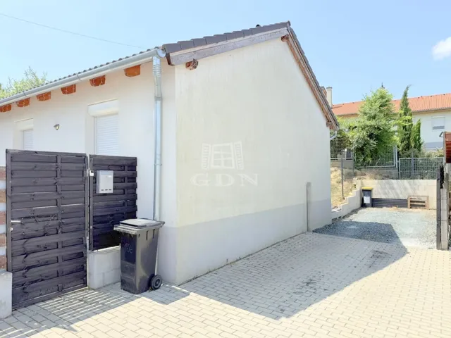 Eladó ház Teskánd 90 nm