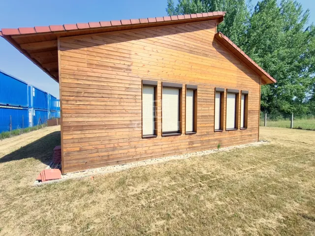 Eladó kereskedelmi és ipari ingatlan Zalaegerszeg, Becsalihegy 56 nm