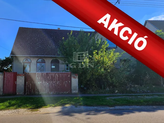 Eladó ház Mezőcsát 336 nm