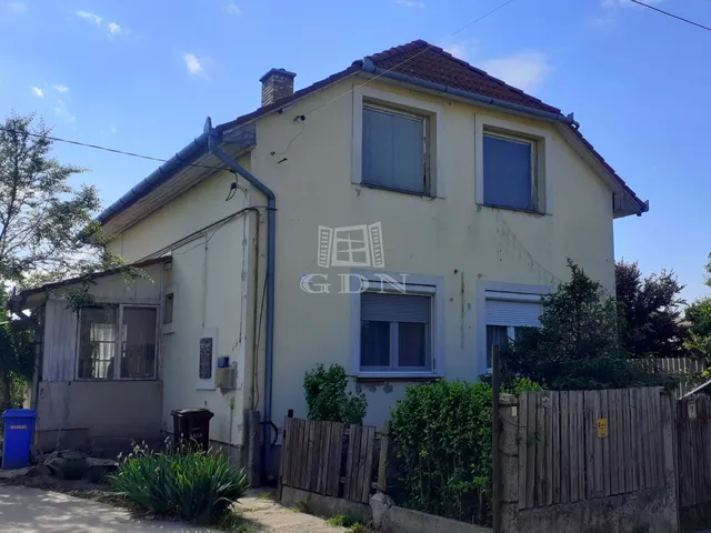 Eladó ház Debrecen, Tégláskert 216 nm