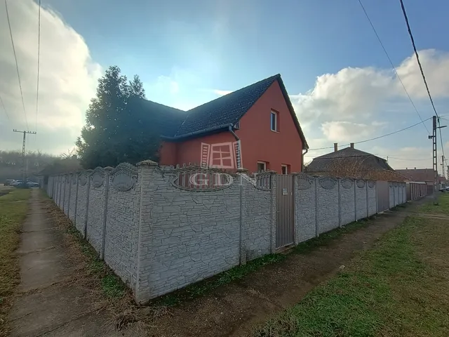 Eladó ház Hajdúhadház 134 nm