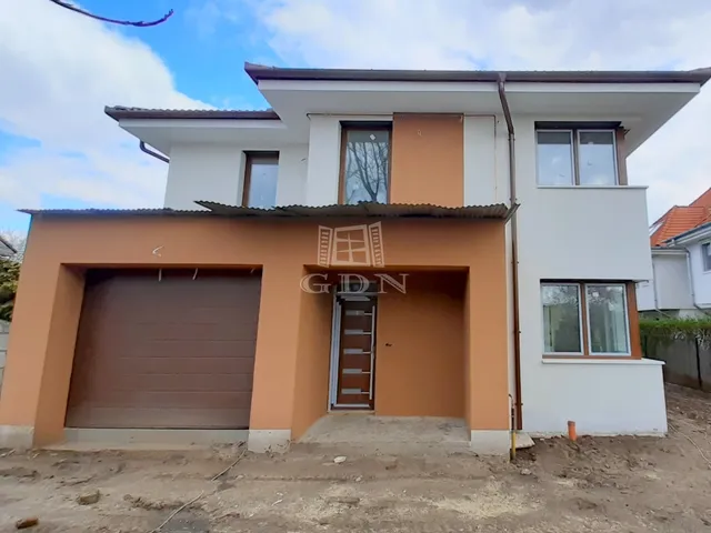 Eladó ház Debrecen, Hatvan utcai kert 166 nm