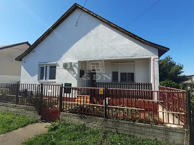 Eladó ház Ebes 87 nm
