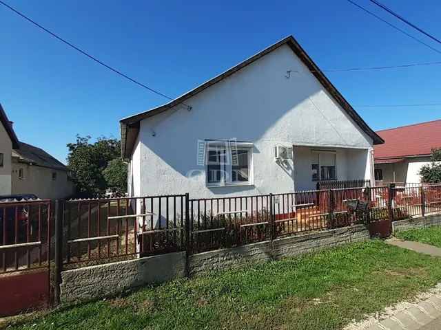 Eladó ház Ebes 87 nm