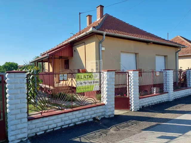 Eladó ház Polgár 97 nm