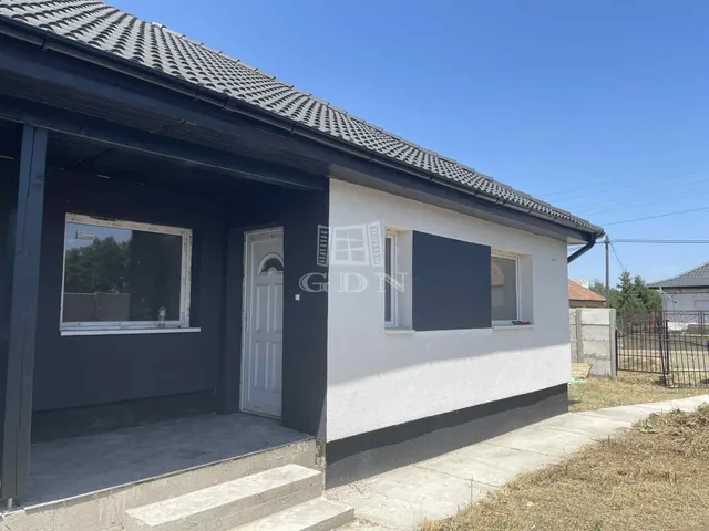 Eladó ház Örkény 93 nm