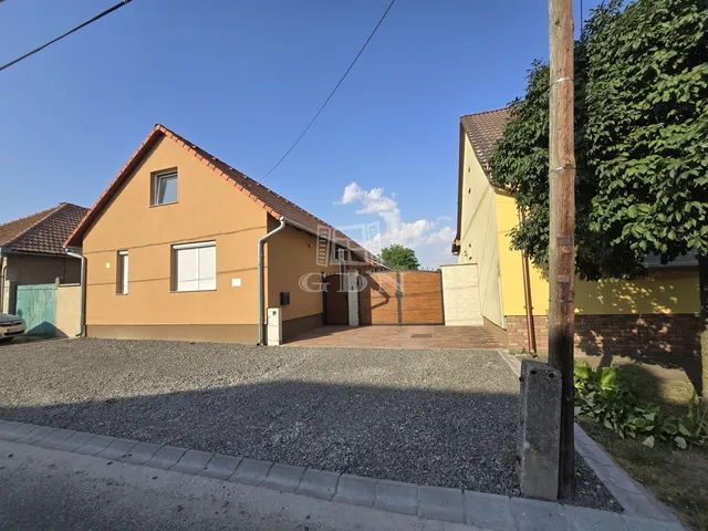 Eladó ház Vaskút 120 nm