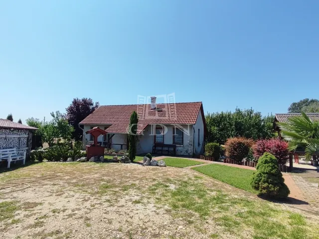 Eladó mezőgazdasági ingatlan Dusnok 53 nm