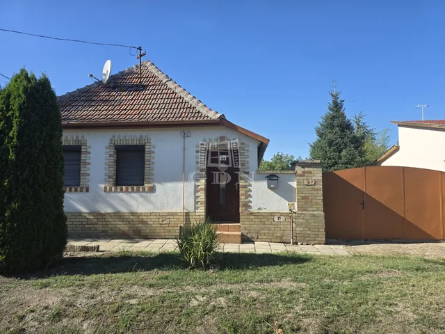 Eladó ház Bácsalmás 60 nm
