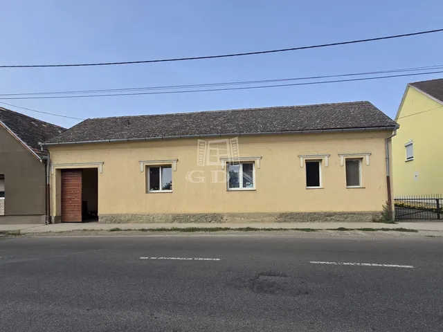 Eladó ház Szászvár 135 nm