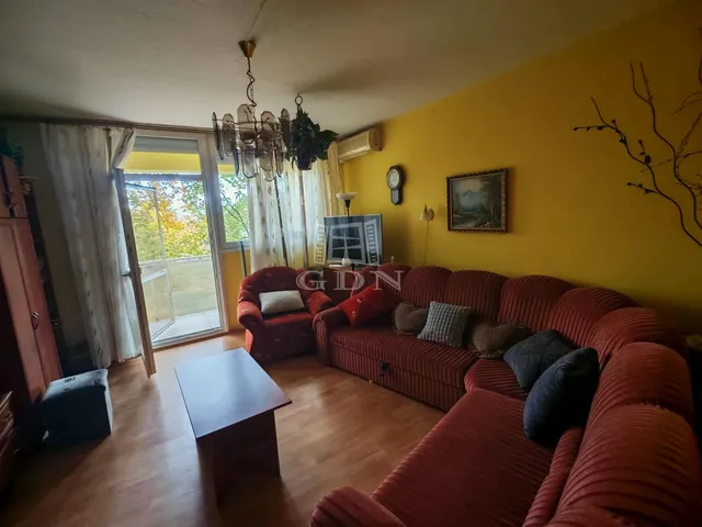 Eladó lakás Baja 62 nm