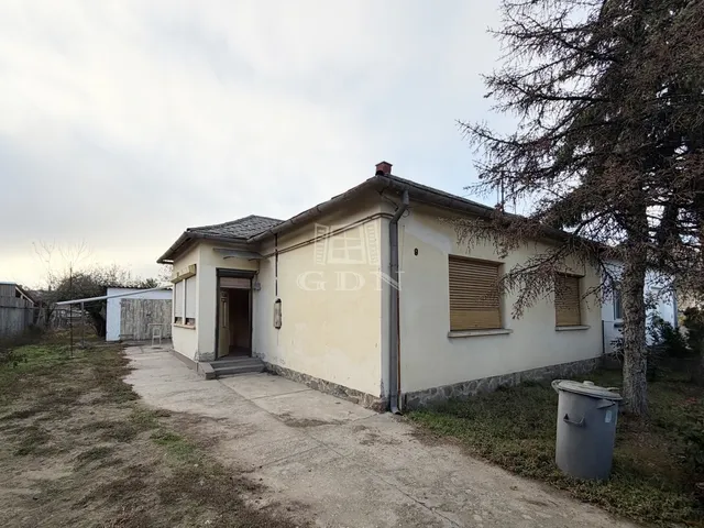 Eladó ház Baja, Rókusváros 106 nm