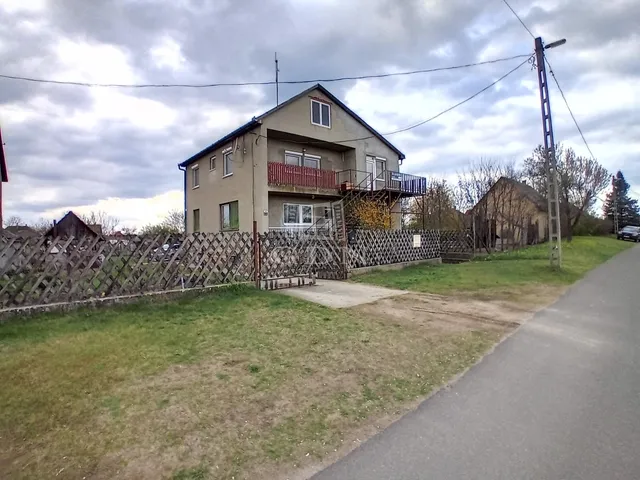 Eladó ház Érsekcsanád 170 nm