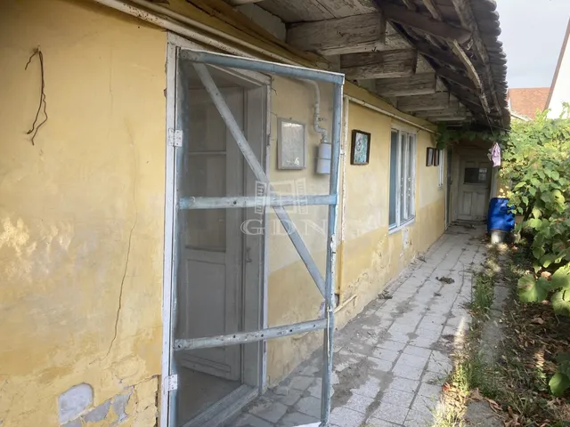 Eladó telek Baja, Józsefváros 1126 nm