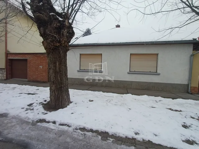 Eladó ház Baja, Rókusváros 92 nm