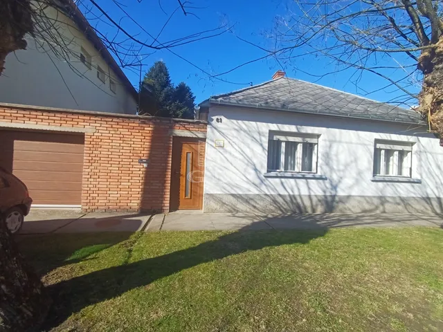 Eladó ház Baja, Rókusváros 92 nm