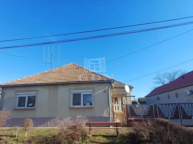 Eladó ház Csávoly 120 nm